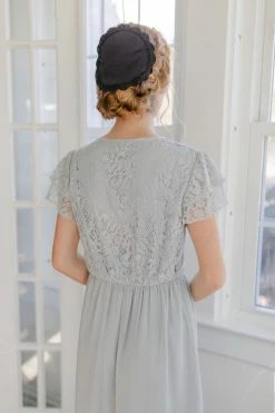 Tea N Rose 'Maeve' Lace Bodice Maxi Dress In Light Sage FINAL SALE