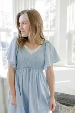 In-Loom 'Ahna' Flutter Sleeve Smocked Chambray Midi Dress In Lightwash FINAL SALE 9 In-Loom 'Ahna' Flutter Sleeve Smocked Chambray Midi Dress In Lightwash FINAL SALE