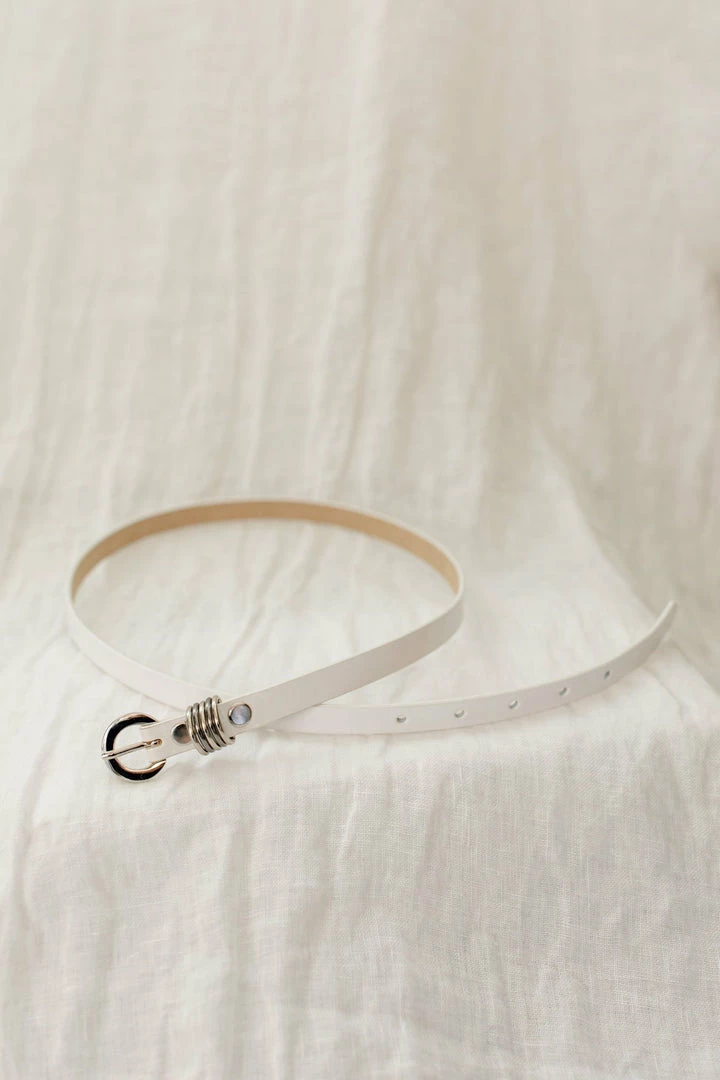 ANZELL Accessories Patent Faux Leather Belt In White 1 ANZELL Accessories Patent Faux Leather Belt In White