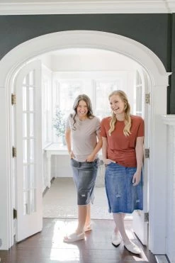 Wishlist 'Ravonne' Ruched Side Knit Top FINAL SALE 11 Wishlist 'Ravonne' Ruched Side Knit Top FINAL SALE