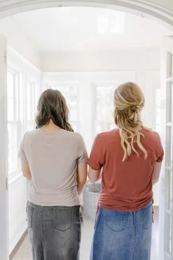 Wishlist 'Ravonne' Ruched Side Knit Top FINAL SALE 9 Wishlist 'Ravonne' Ruched Side Knit Top FINAL SALE