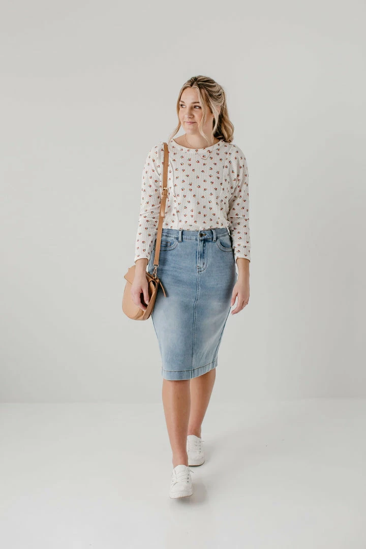 The Main Street Exchange 'Leah' Denim Skirt In Light Wash 6 The Main Street Exchange 'Leah' Denim Skirt In Light Wash