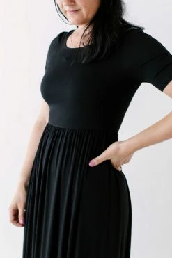 The Main Street Exchange Exclusive Designs 'Abigail' Maxi Dress