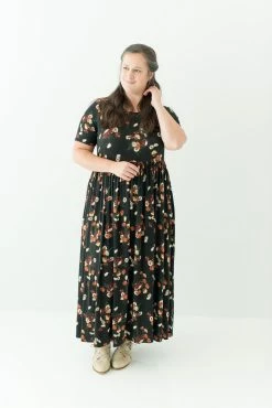 The Main Street Exchange Exclusive Designs 'Abigail' Maxi Dress