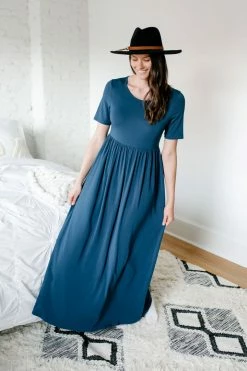 The Main Street Exchange Exclusive Designs 'Abigail' Maxi Dress