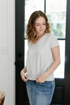 Gilli Summer Collection 'Jackie' Twist Front V-Neck Top In Heather Grey Stripe