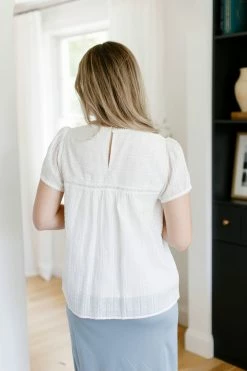 Tea N Rose Summer Collection 'Isla' Textured Embroidered Top In Ivory 7 Tea N Rose Summer Collection 'Isla' Textured Embroidered Top In Ivory