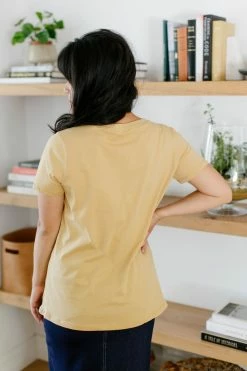 Tres Bien Summer Collection 'Be Your Own Kind Of Beautiful' Graphic Tee