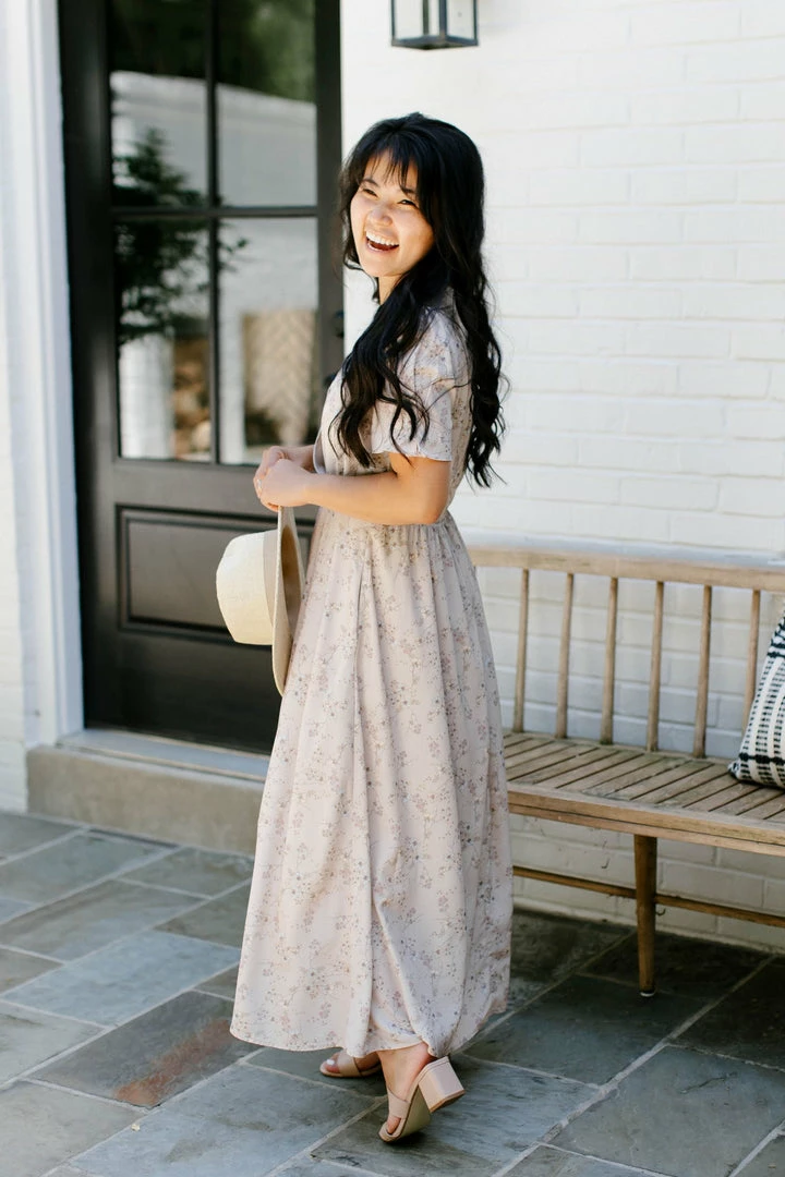 Wishlist Summer Collection 'Della' Floral Wrap Front Midi Dress In Mocha 4 Wishlist Summer Collection 'Della' Floral Wrap Front Midi Dress In Mocha