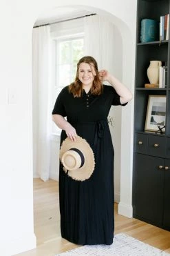 The Main Street Exchange 'Kate' Knit Maxi Dress Lancaster Collection