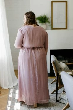Tea N Rose PLUS 'Amberly' Chiffon Maxi Dress In Mauve Summer Collection 7 Tea N Rose PLUS 'Amberly' Chiffon Maxi Dress In Mauve Summer Collection