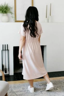 Tea N Rose Summer Collection 'Larkin' Textured Midi Dress In Blush