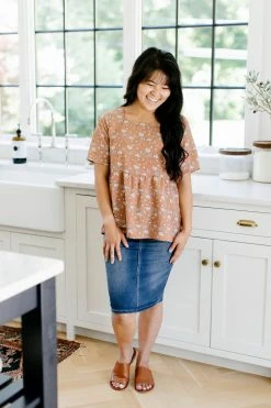 Polagram Summer Collection 'Sedona' Floral Peplum Top In Rust