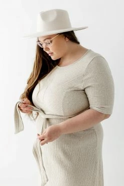 Gilli Extended 'Sofia' Waist Tie Ribbed Midi Dress In Oatmeal Dresses