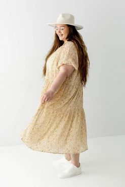 Hayden Los Angeles Dresses Extended 'Elspeth' Tiered Ditsy Floral Midi Dress In Yellow FINAL SALE