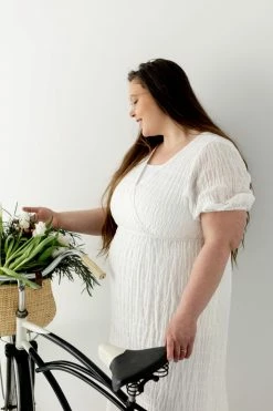 Polagram PLUS 'Katrina' Seersucker Dress In Ivory 9 Polagram PLUS 'Katrina' Seersucker Dress In Ivory