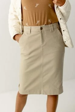 The Main Street Exchange 'Adrian' Classic Denim Midi Skirt 23 The Main Street Exchange 'Adrian' Classic Denim Midi Skirt