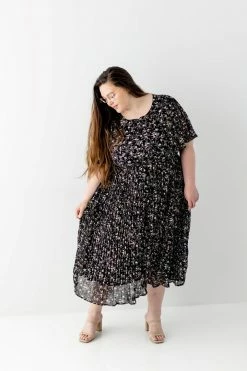 Hayden Los Angeles Extended 'Ingrid' Pleated Floral Midi Dress Dresses