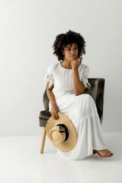 Polagram 'Hope' Lace Sleeve Maxi Dress In Ivory 11 Polagram 'Hope' Lace Sleeve Maxi Dress In Ivory