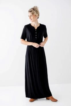 The Main Street Exchange 'Kate' Knit Maxi Dress Lancaster Collection