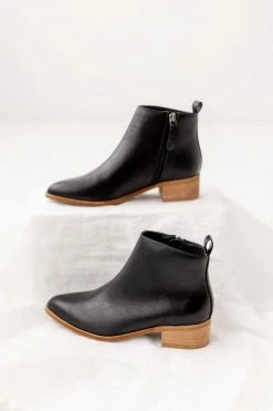 SOTD Footwear Lancaster Collection 'Harlowe' Pointed Toe Ankle Boots In Black FINAL SALE