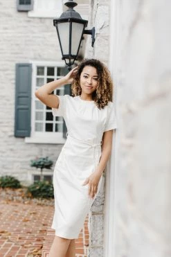 The Main Street Exchange Lancaster Collection 'Elise' Linen Dress In Ivory