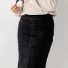 The Main Street Exchange 'Sara' Classic Denim Knee Length Skirt In Black