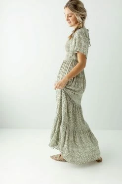 In Loom Summer Collection 'Everlee' Smocked Bodice Floral Maxi Dress