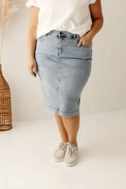 The Main Street Exchange 'Leah' Denim Skirt In Light Wash 31 The Main Street Exchange 'Leah' Denim Skirt In Light Wash