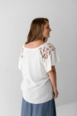 Hayden Los Angeles Summer Collection 'Barbara' Embroidered Flutter Sleeve Top In White