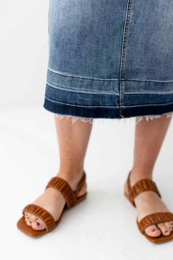 The Main Street Exchange 'Esme' Medium Wash Denim Skirt 7 The Main Street Exchange 'Esme' Medium Wash Denim Skirt