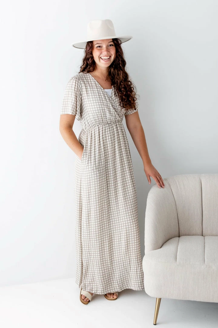 Tea N Rose 'Hollis' Surplice Gingham Maxi Dress In Dusty Grey 4 Tea N Rose 'Hollis' Surplice Gingham Maxi Dress In Dusty Grey