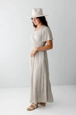 Tea N Rose 'Hollis' Surplice Gingham Maxi Dress In Dusty Grey