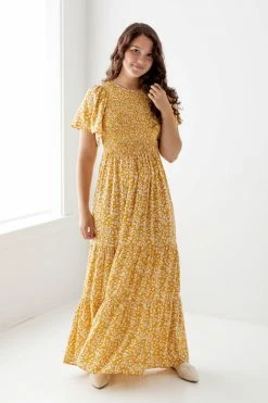 In Loom Summer Collection 'Everlee' Smocked Bodice Floral Maxi Dress