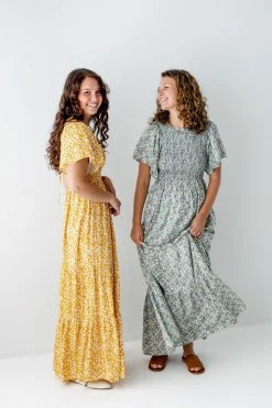 In Loom Summer Collection 'Everlee' Smocked Bodice Floral Maxi Dress