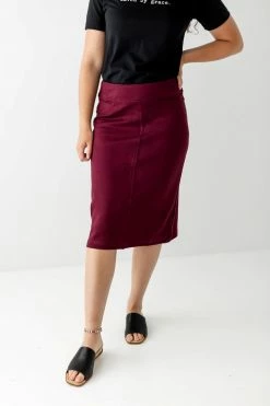 The Main Street Exchange 'Sara' Knit Denim Skirt In Burgundy 10 The Main Street Exchange 'Sara' Knit Denim Skirt In Burgundy