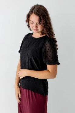 Gilli Summer Collection 'Estee' Puff Sleeve Swiss Dot Top In Black