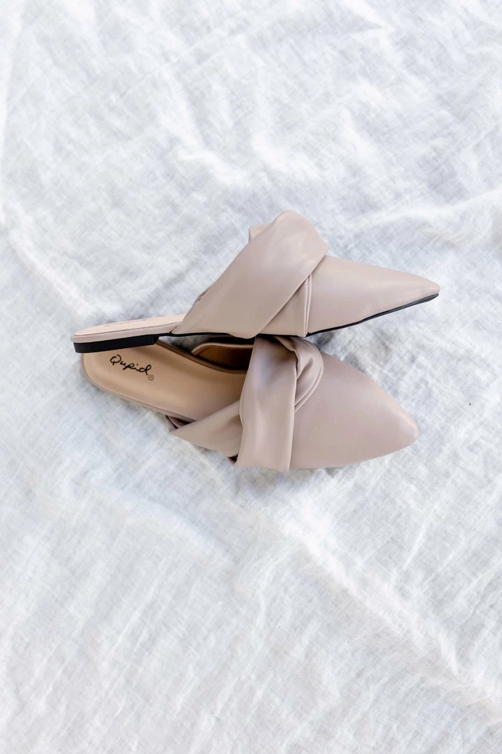 Thistle & Clover Shoes 'Sinclair' Knotted Mules In Birch 2 Thistle & Clover Shoes 'Sinclair' Knotted Mules In Birch