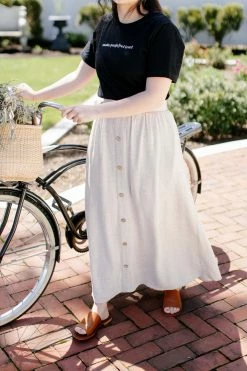 Gilli 'Athena' Button Down Midi Skirt In Natural