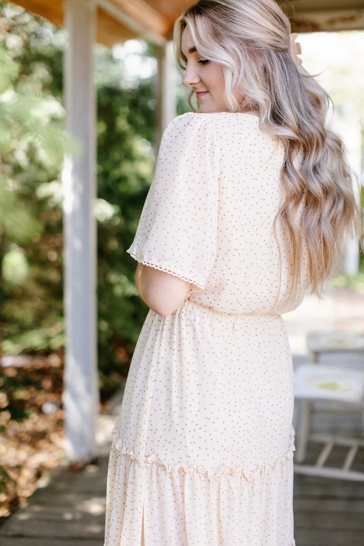 Tea N Rose 'Sheila' Printed Ruffle Midi Dress In Ecru 6 Tea N Rose 'Sheila' Printed Ruffle Midi Dress In Ecru