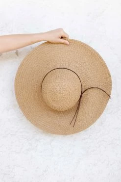 Too Too Hat 'Aruba' Wide Brim Sun Hat In Natural Accessories