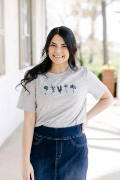 Tea N Rose 'Sari' Botanical Embroidered Tee Summer Collection