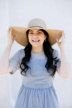 Too Too Hat 'Aruba' Wide Brim Sun Hat In Natural Accessories