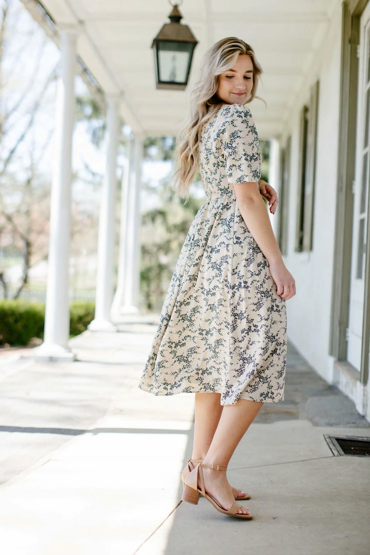 The Main Street Exchange 'Windsor' Smocked Bodice Floral Dress In Parchment Exclusive Designs 6 The Main Street Exchange 'Windsor' Smocked Bodice Floral Dress In Parchment Exclusive Designs