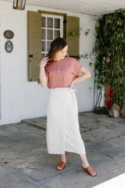 Hem & Thread 'Cleo' Frayed Edge Woven Wrap Skirt In Natural