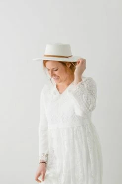 Fame Accessories 'Oswald' Wide Brim Chin Strap Hat In Ivory