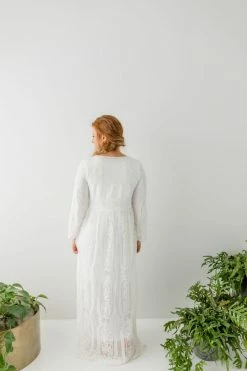 Tea N Rose 'Waverly' Embroidered Lace Maxi Dress In White FINAL SALE