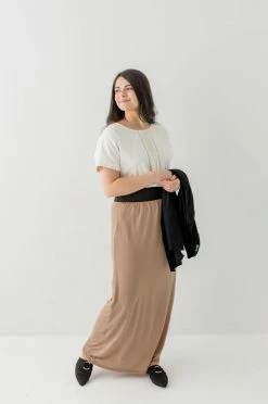 The Main Street Exchange Exclusive Designs 'Claire' Skirt In Mocha