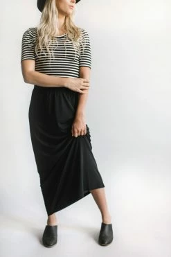 The Main Street Exchange 'Claire' Skirt In Black