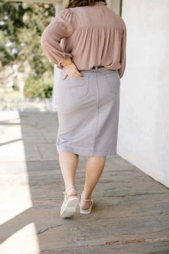 The Main Street Exchange 'Leah' Denim Skirt In Light Grey 14 The Main Street Exchange 'Leah' Denim Skirt In Light Grey